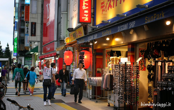 Giappone con bambini negozi